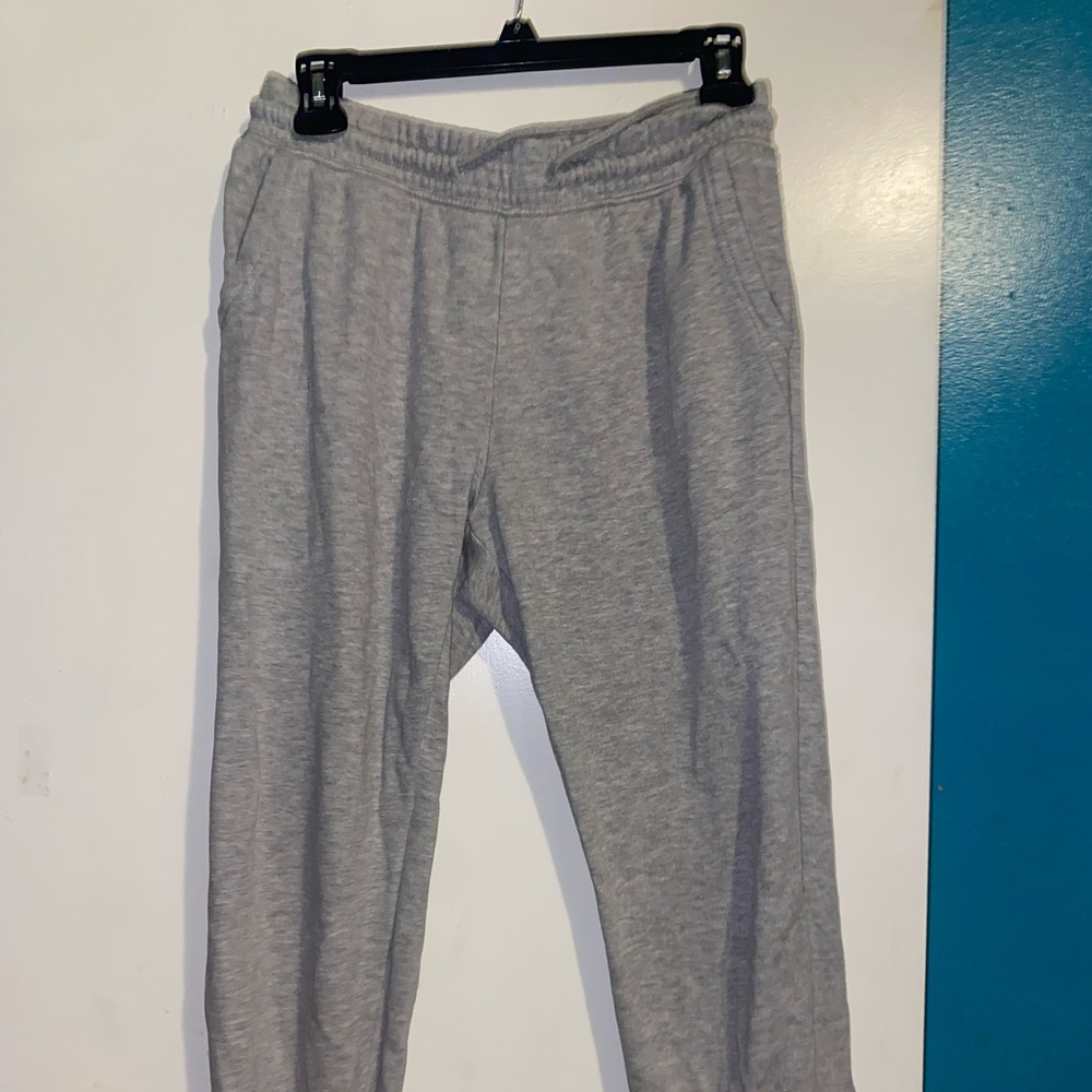 h&m joggers. great quality barely worn